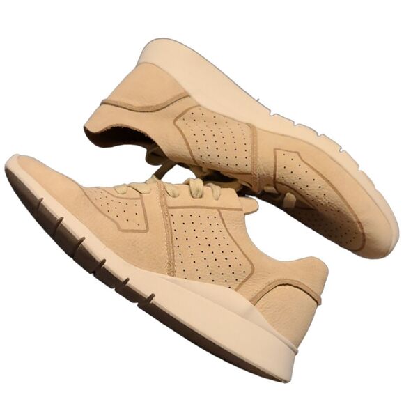 Gentle Souls Raina Leather Butter Light Jogger Sneaker | 9.5 - Picture 6 of 14